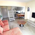 3br Shared - 7-min Walk, Peaceful لارنكا