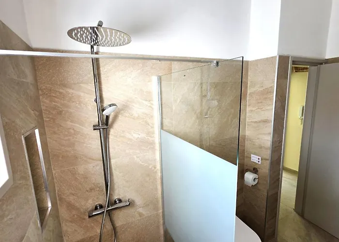 Apartament 3br Shared - 7-min Walk, Peaceful