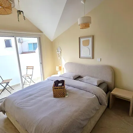 דירה 3br Shared - 7-min Walk, Peaceful *