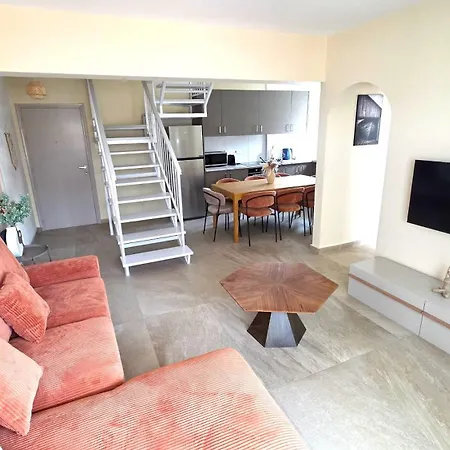 3br Shared - 7-min Walk, Peaceful לרנקה