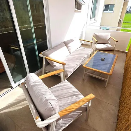 דירה 3br Shared - 7-min Walk, Peaceful *