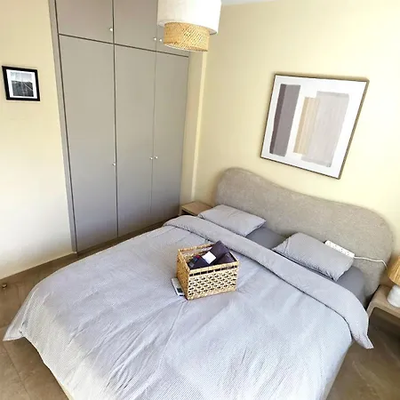 3br Shared - 7-min Walk, Peaceful