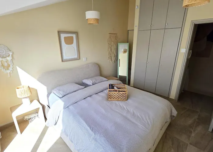 Apartamento 3br Shared - 7-min Walk, Peaceful Lárnaca